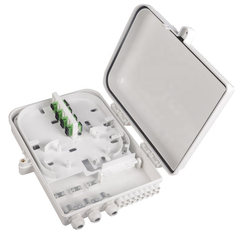 Boîte à fibres optiques ABS à 16 noyaux FTTH Boîte à 16 ports Boîte à fibres optiques intérieure / extérieure avec adaptateur 16 sc fixé au mur ou monté sur poteau